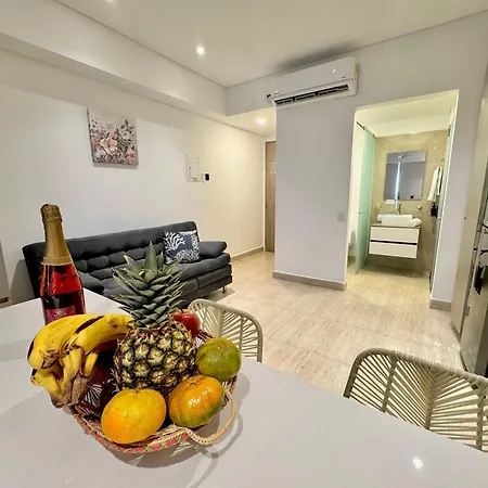 Loft Vistas Mar. Crespo Piscina Y Jacuzzi