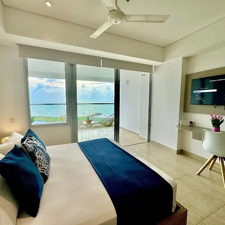 Loft Vistas Mar. Crespo Piscina Y Jacuzzi Apartamento