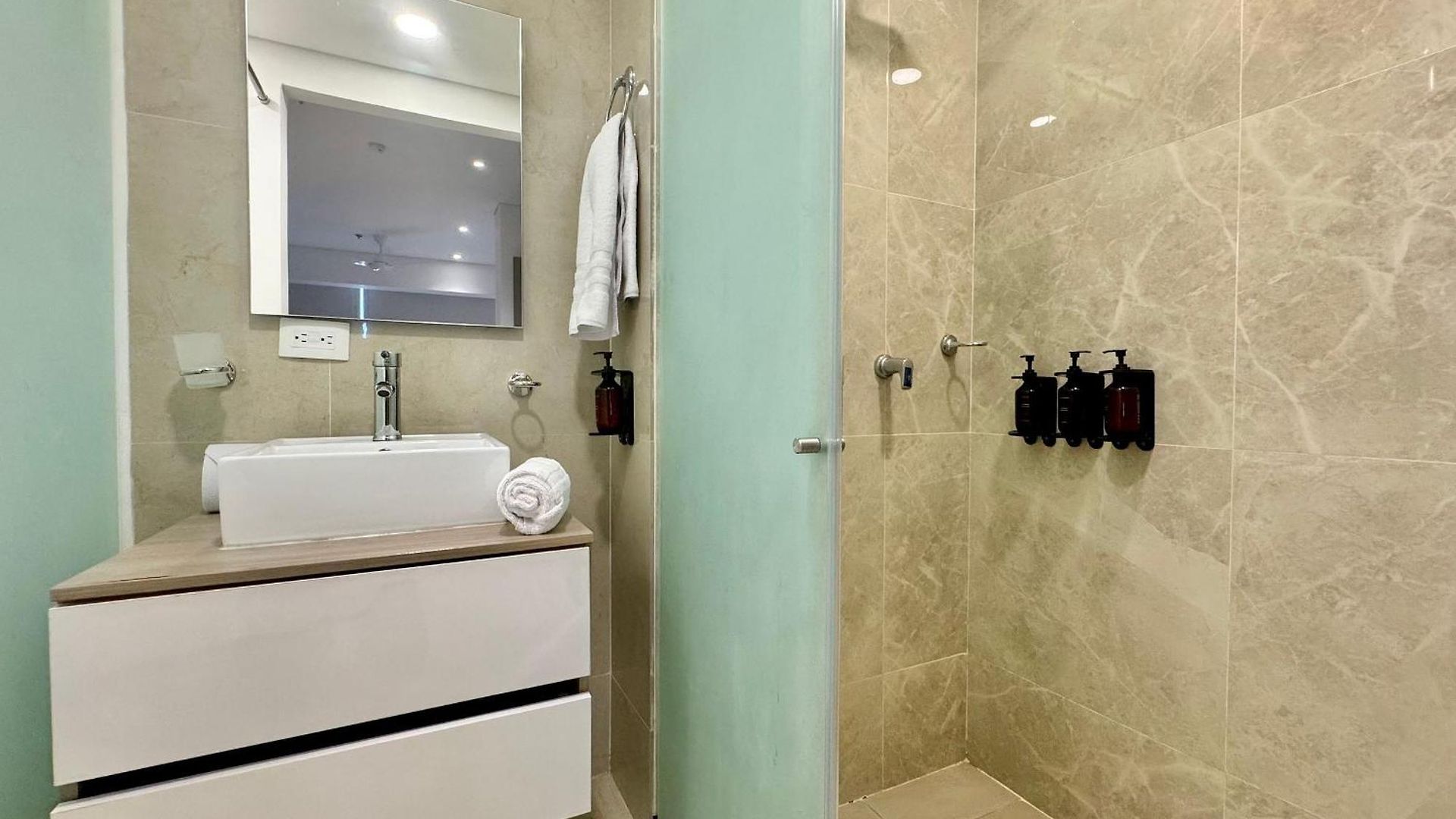 Loft Vistas Mar. Crespo Piscina Y Jacuzzi