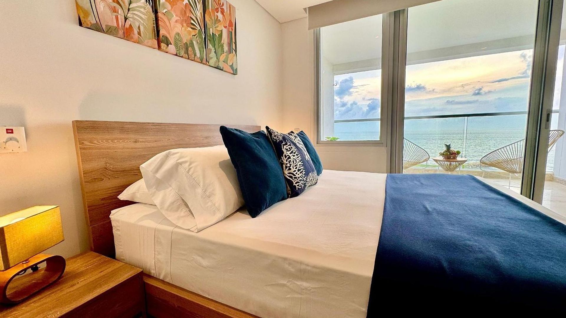 Apartamento Loft Vistas Mar. Crespo Piscina Y Jacuzzi Cartagena