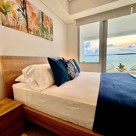 Apartamento Loft Vistas Mar. Crespo Piscina Y Jacuzzi Cartagena
