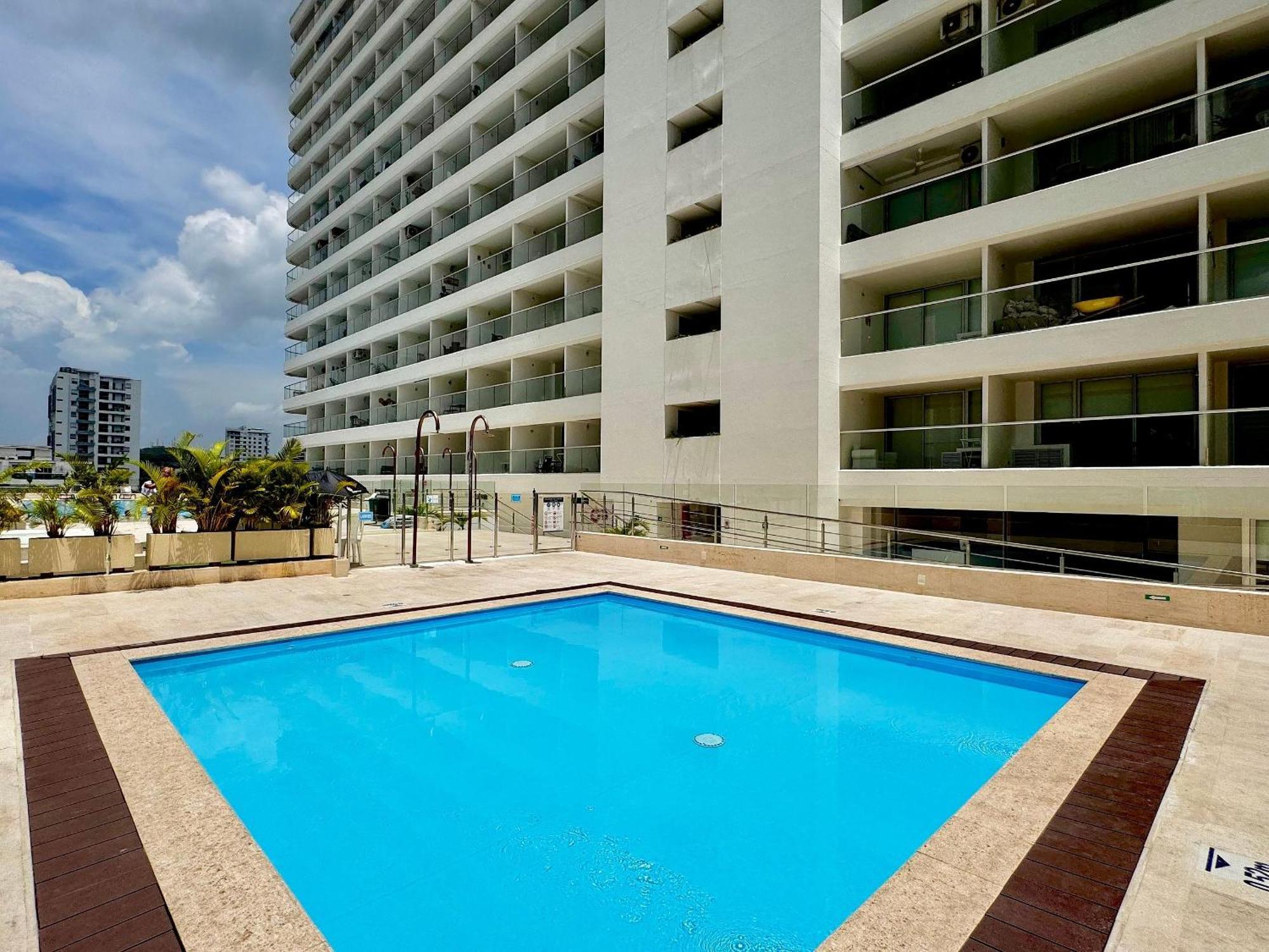 Apartamento Loft Vistas Mar. Crespo Piscina Y Jacuzzi Cartagena
