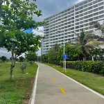 Loft Vistas Mar. Crespo Piscina y Jacuzzi