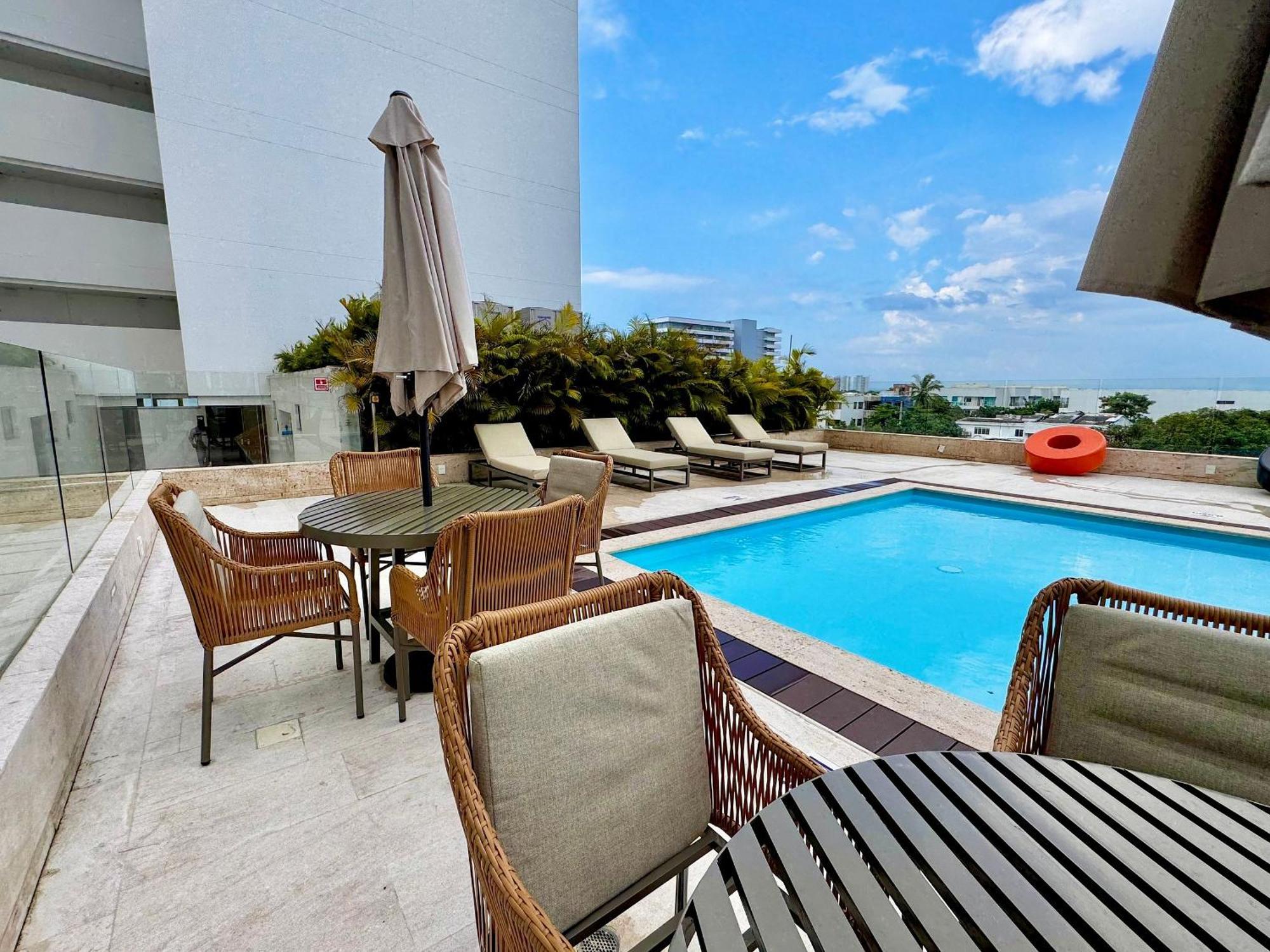 Loft Vistas Mar. Crespo Piscina Y Jacuzzi *